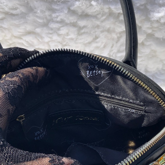 Betsey Johnson XOHOLLY DOME Black Satchel with Leopard Trim and Gold Hardware - Picture 10 of 15